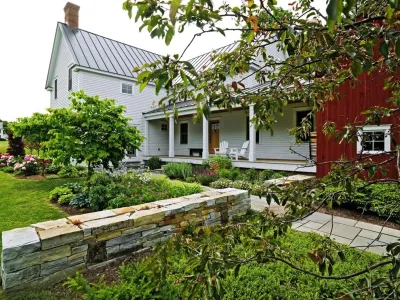 Charlotte Entry Garden — Landscape Construction project by Church Hill Landscapes, Inc. in Charlotte