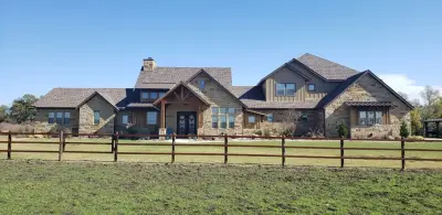 Melton Custom Homes - Carpentry & Woodworking in Celina, TX