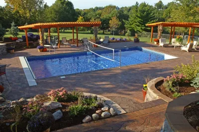 CM's A Cut Above - Retaining Wall Construction in Omaha, NE