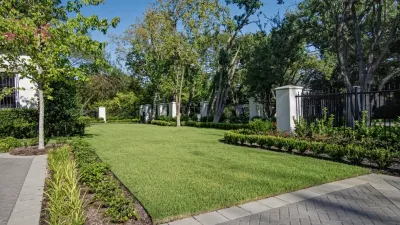 Complete Landsculpture - Landscape Maintenance in Dallas, TX