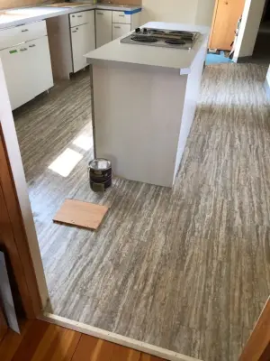 2020 Vinyl Farmhouse — Carpet Installation project by Columbia River Interiors