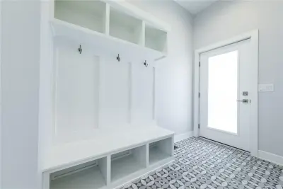 Contemporary Revamp of New York Streets — Kitchen Remodeling project by Drexel Interiors
