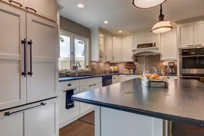 DreamMaker Bath & Kitchen Springfield - Kitchen Remodeling in Springfield, IL
