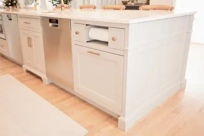 Lyme Shore Relaxed Style — Kitchen Remodeling project by Covenant Kitchens & Baths, Inc.