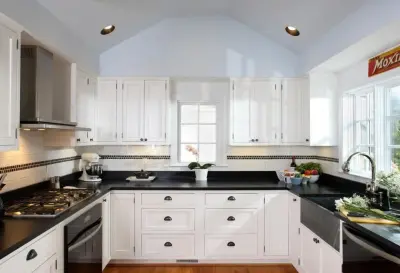 Luther Falls Custom Kitchens - Interior Design & Decorating in Champaign, IL