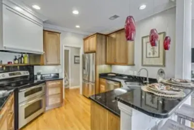 Brenda and Frank - Kitchen and Bathroom Renovation — Kitchen Remodeling project by Diversified Woods Inc.
