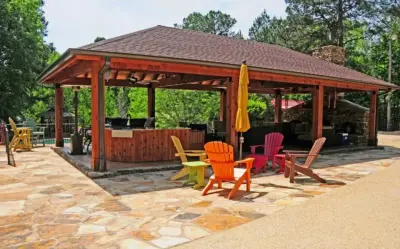 Estes Building & Remodeling, LLC - House Painting Services in Saltillo, MS