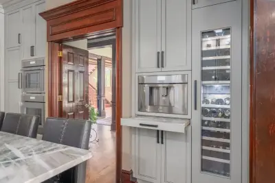 Palm Grove Kitchen & Bar - Landings — Kitchen Remodeling project by Jamestown Designer Kitchens
