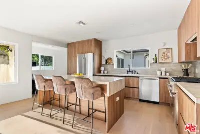 Best Builders Group - Kitchen Remodeling in Canoga Park, CA