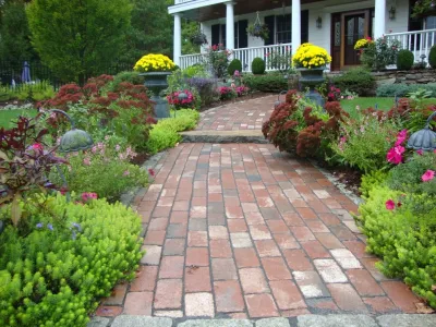 Creative Exteriors, LLC - Retaining Wall Construction in Vernon, NY