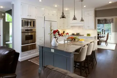 Showplace Cabinetry Showcase — Kitchen Remodeling project by Lincoln Cabinet