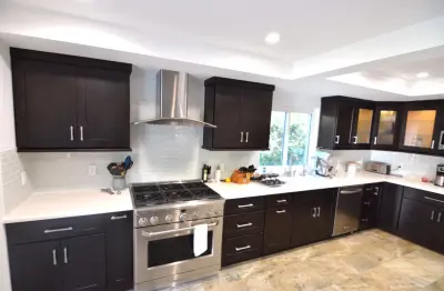 Simi Valley Kitchen Total Renovation — Kitchen Remodeling project by Flat Rate Remodeling, Inc.