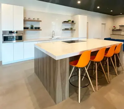 Contemporary Elegant Kitchen — Kitchen Remodeling project by Eleet Fine American Cabinetry