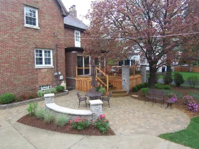 D & M Outdoor Living Spaces - Retaining Wall Construction in Western Springs, IL