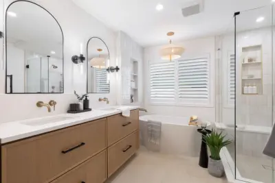 South Juanita Primary Bath Suite — Kitchen Remodeling project by Elevated Home Remodel