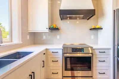 Renovation of Kitchen in Southwest Portland — Kitchen Remodeling project by Straight Line Design And Remodeling