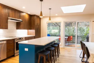 Straight Line Design and Remodeling - Bathroom Remodeling in Beaverton, OR