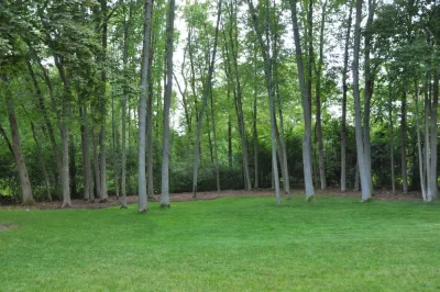 David J Frank Landscape Contracting Inc - Outdoor Lighting Installation in Germantown, WI