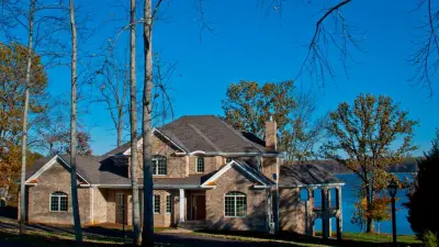 Four Hundred Vermont Avenue — Custom Home Builders project by BrockWorks, Inc.