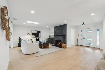 431 Ross Way Sacramento CA — Custom Home Builders project by REI Signature Homes Inc.