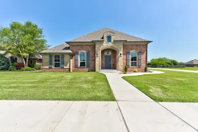 Koeltzow Homes, LLC - Door Installation & Replacement in Tuttle, OK