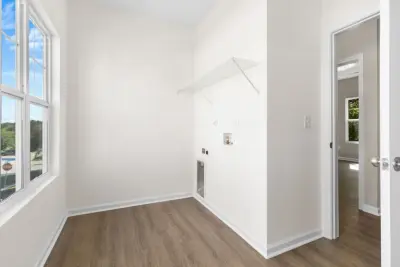 9609 2nd Bay Street - Lindsay Design — Custom Home Builders project by EDC Homes