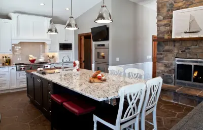 Lakefront Transitional Beach House Kitchen — Kitchen Remodeling project by Dream House Dream Kitchens