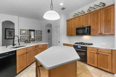 HGI Remodeling - Remodeling Made Easy - Custom Cabinets & Cabinetry in Spring, TX
