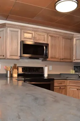 Haas Signature Collection: Hickory Cottage Kitchen — Kitchen Remodeling project by Haas Cabinets