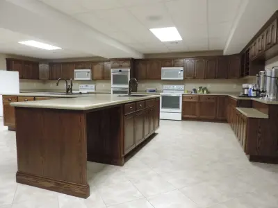 Walker Classic — Kitchen Remodeling project by Decker Cabinets