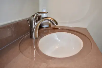 Custom Bath Solutions - Countertop Installation Services in Washington, IL
