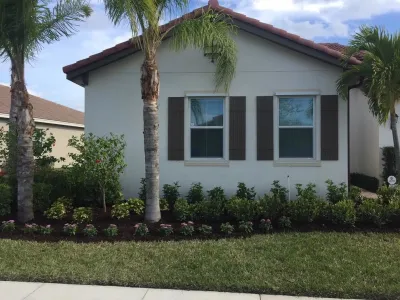 Elite Cuts Landscaping - Lawn Edging & Trimming in West Palm, FL