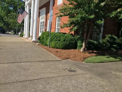 Elite Lawn and Landscape - Landscape Construction in Poquoson, VA