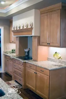 Oxford Estate Infused with Honey and Vanilla — Kitchen Remodeling project by Haas Cabinets