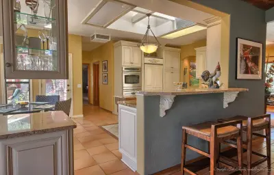 WHITTENBURG AVENUE — Kitchen Remodeling project by Custom Design Construction & Interiors Inc.