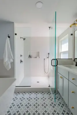 Woodcroft Master Bathroom - Summit, NJ — Kitchen Remodeling project by KraftMaster Renovations