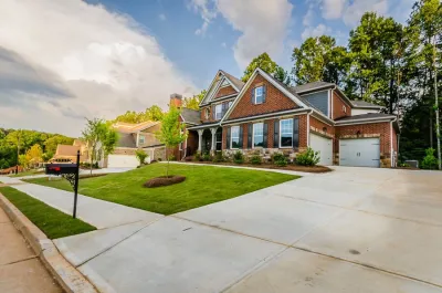 Executive Landscaping - Landscape Maintenance in Winston, GA