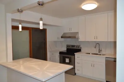 X0 Patricia Lane, Syosset, NY 11791 Renovated Kitchen and Bathroom — Kitchen Remodeling project by YC Renovation Corp
