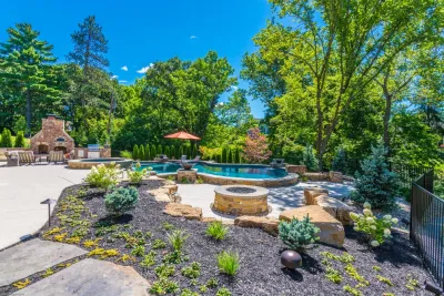 Town and Country Landscape 2 — Landscape Construction project by Flora Design And Landscape