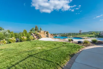 Flora Design and Landscape - Garden Remodeling in Chesterfield, MO