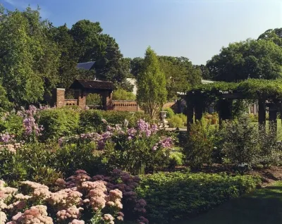 Fort Hill Estates, Inc. - Landscape Construction in Huntington, NY