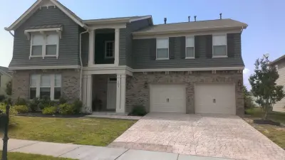 B&D Blue Water Builders LLC - Roofing & Gutter Services in Raleigh, NC