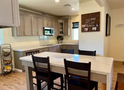 Valencia Construction Pros - Drywall Installation & Repair in Manteca, CA