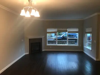 Creative Hand & More - Drywall Installation & Repair in Salem, OR