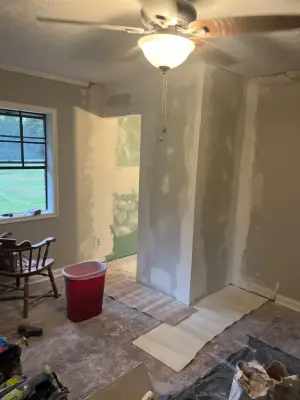 RA Contracting - Flooring Installation Services in Reeves, LA