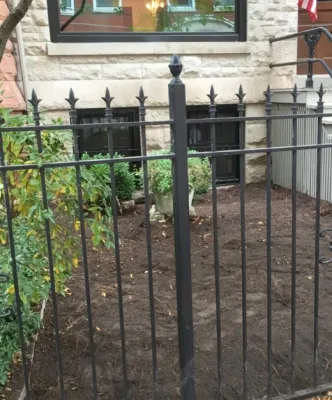 Lincoln Park Row House — Landscape Design project by Brent Riechers Landscape (BRL LANDesign)