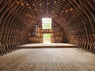 Legacy Mountain Builders - Roofing & Gutter Services in Squires, MO