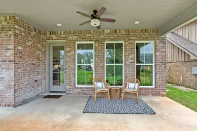 V T Contracting LLC - Roofing & Gutter Services in Lake Charles, LA