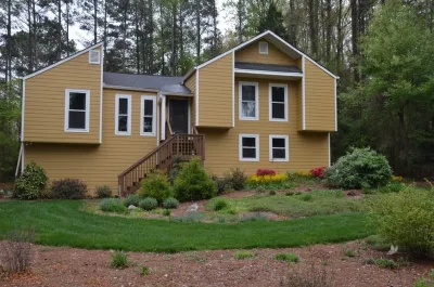 Glasscapes Inc - Lawn Care & Mowing in Woodstock, GA