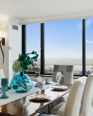 SHOW & SELL Home Staging LLC - Interior Design & Decorating in Hartland, WI